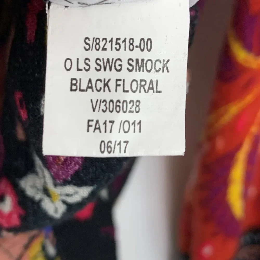 Old Navy Smocked Swing Floral‎ Blouse